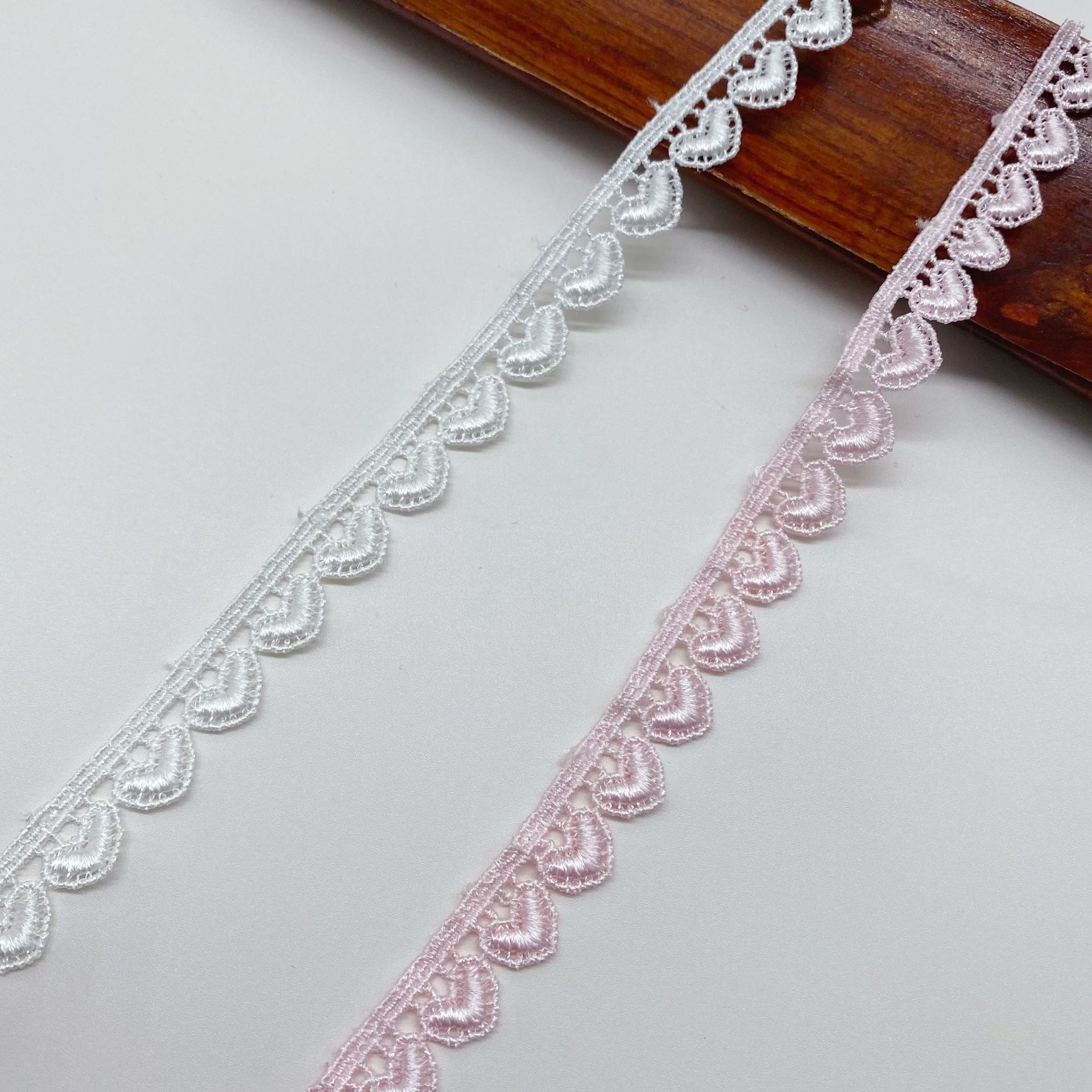 4 metre Işlemeli Renkli Tek Ta - Lace Ribbon Trim incelemesi ve fiyatı